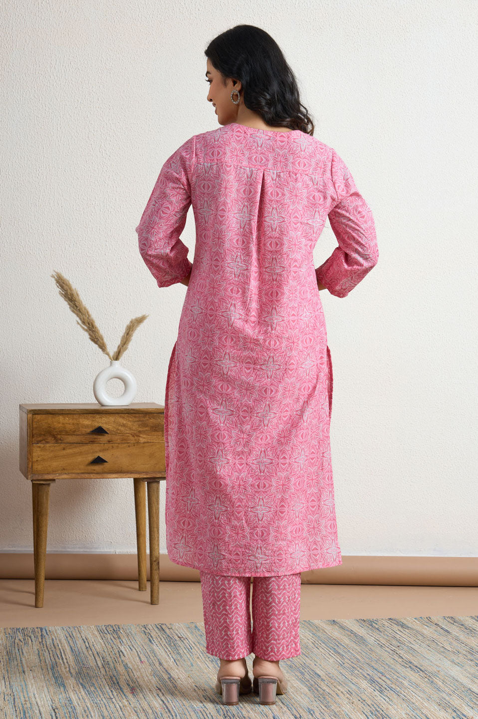 Pretty Pink printed kurta Set