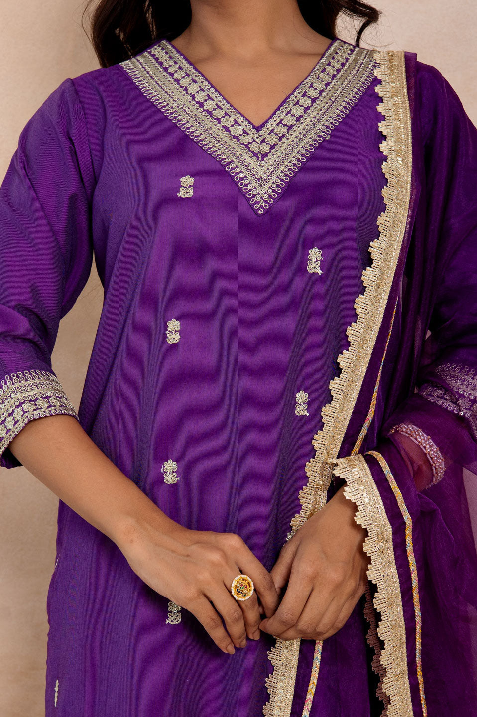 Purple Ghadwal V-Neck suit Set