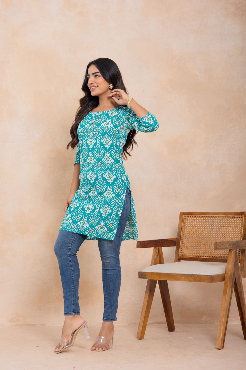 Women’s Teal Ikat Printed Cotton Straight Kurti