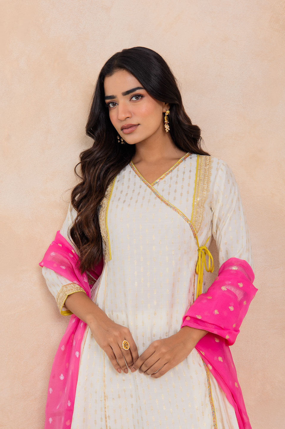 Blush Radiance Kurta Set – Cream & Pink