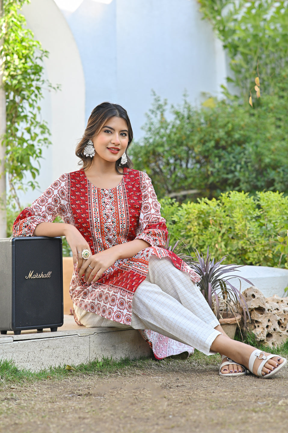 Elegant Red Printed Straight Kurta