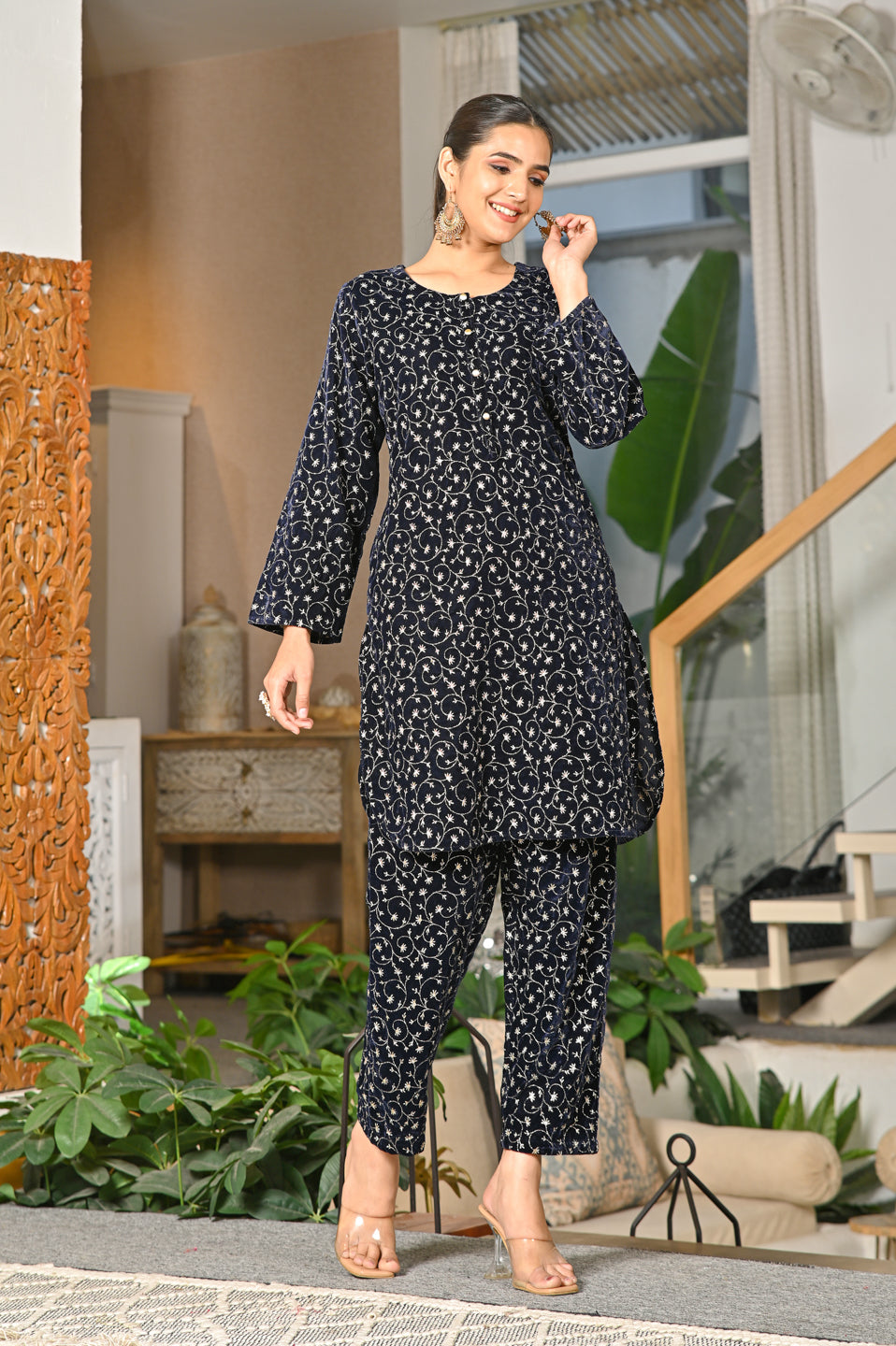 Plush Velvet Printed Kurta Set