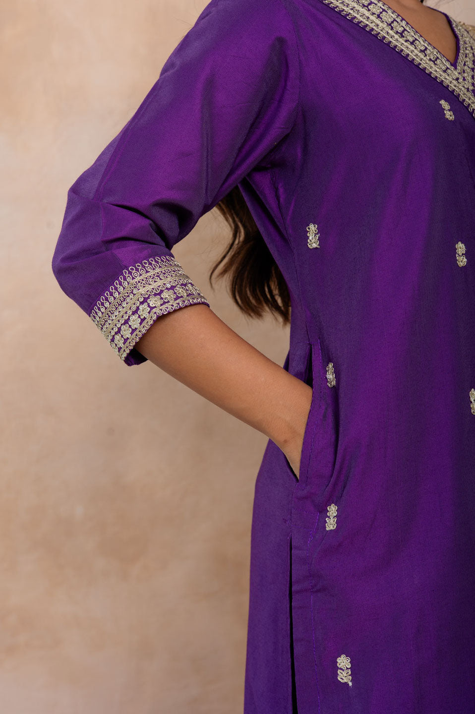 Purple Ghadwal V-Neck suit Set