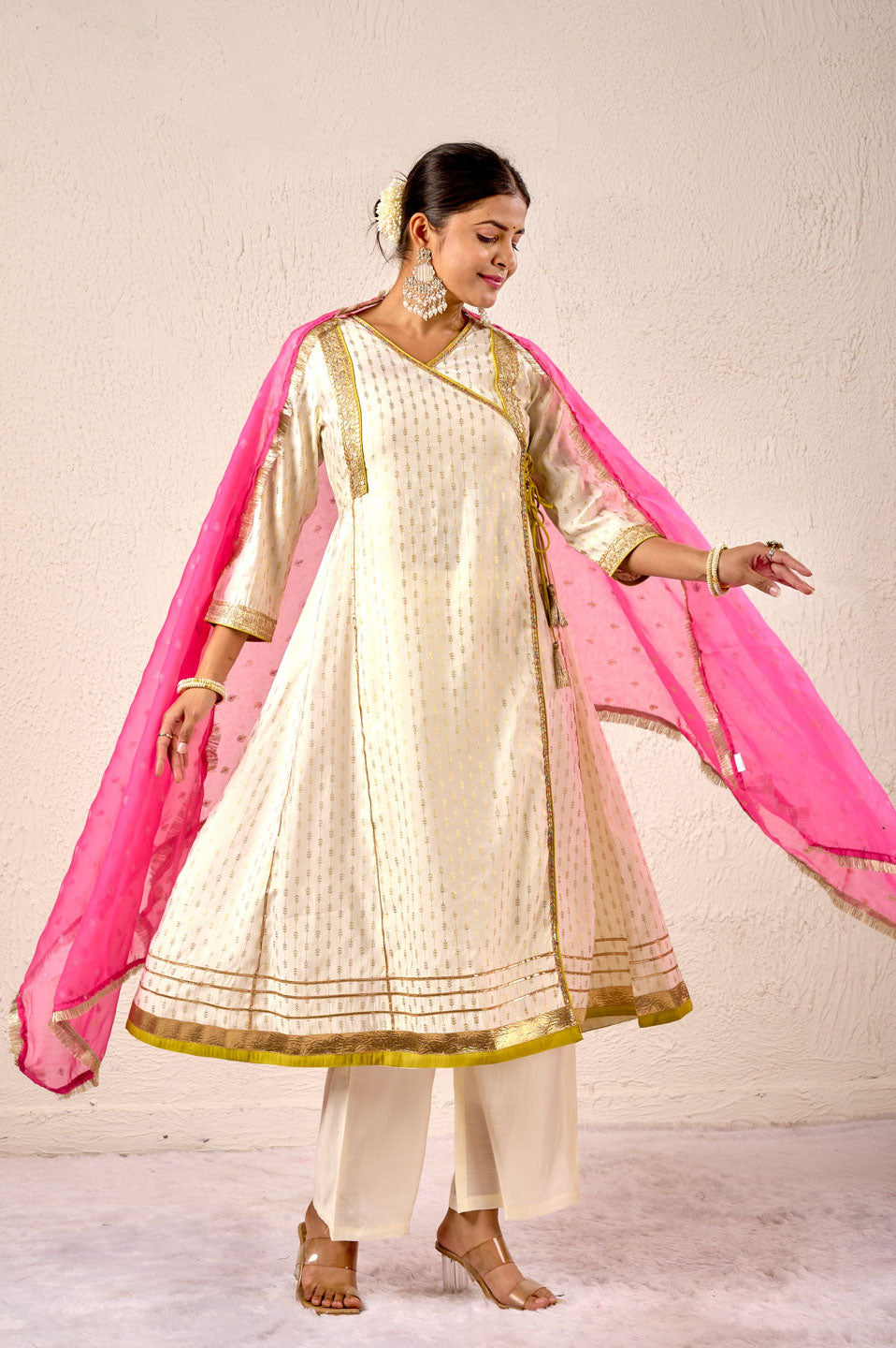 Blush Radiance Kurta Set – Cream & Pink